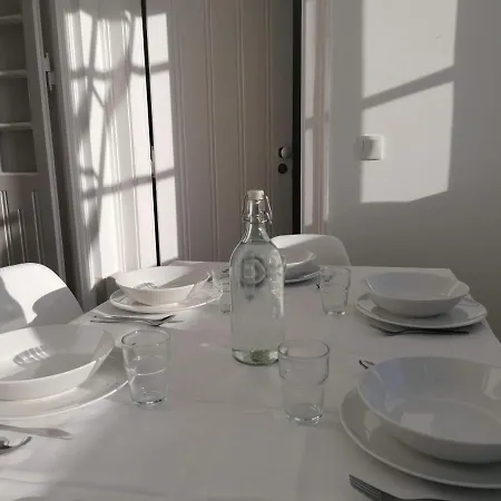 Stunning Near Marques De Pombal Apartment