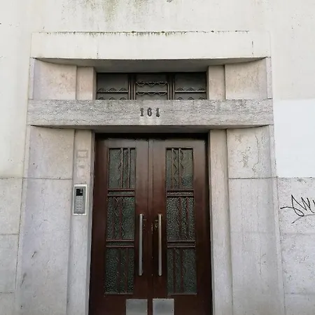 Apartment Stunning Near Marques De Pombal *